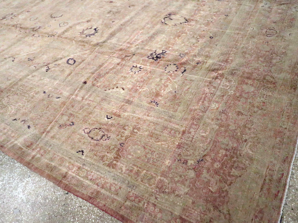 Vintage Turkish Sivas Carpet, No.17654 - Galerie Shabab