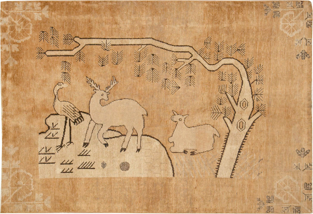 Vintage East Turkestan Khotan Pictorial Rug, No.17658 - Galerie Shabab