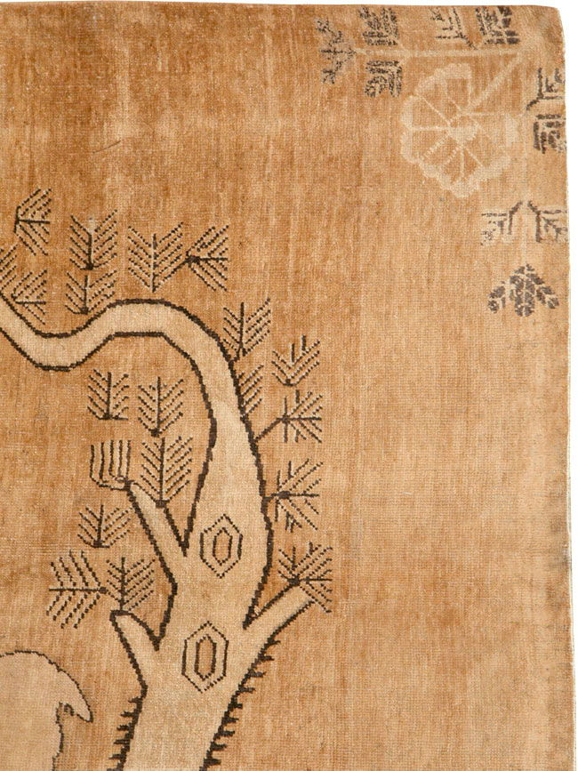 Vintage East Turkestan Khotan Pictorial Rug, No.17658 - Galerie Shabab