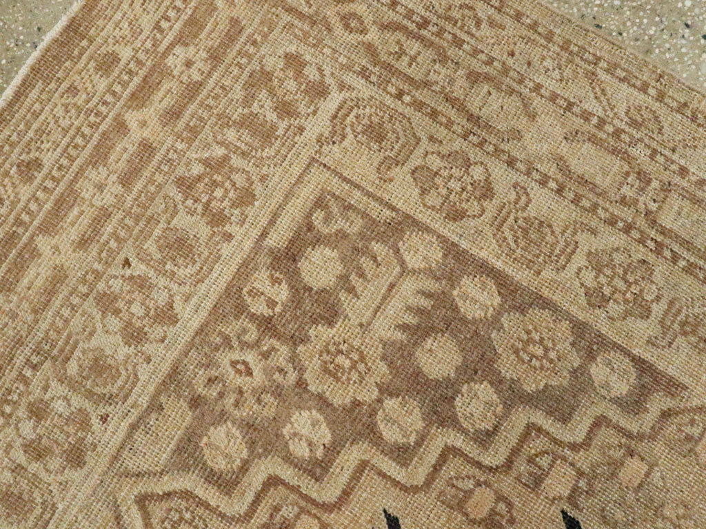 Vintage East Turkestan Khotan Rug, No.17659 - Galerie Shabab
