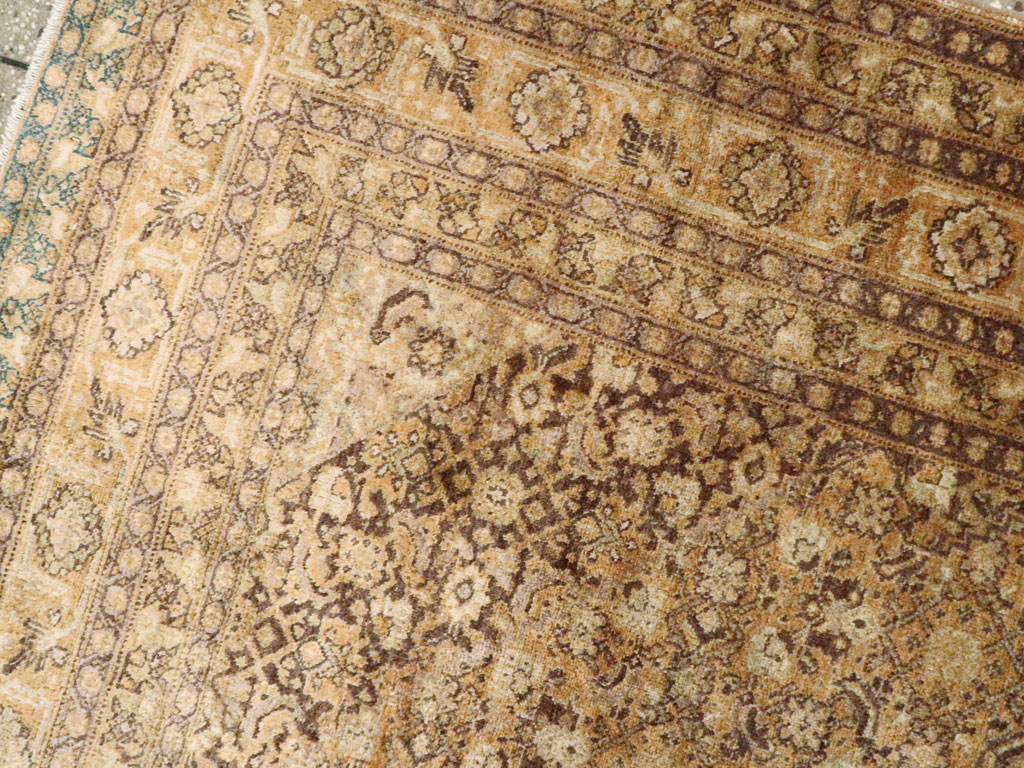 Antique Persian Tabriz Rug, No.17664 - Galerie Shabab