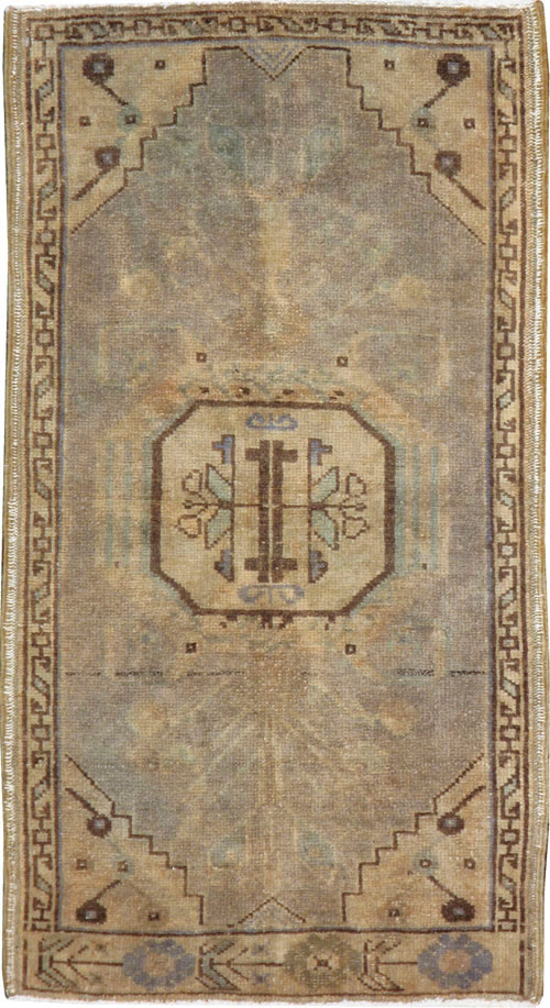 Vintage Turkish Oushak Rug, No.17687 - Galerie Shabab