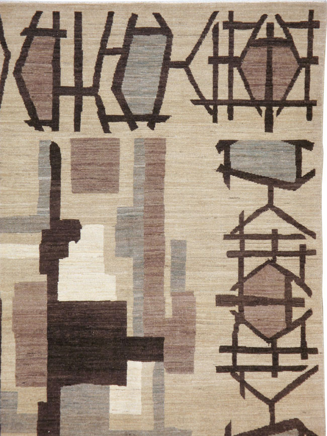 Modernist Persian Tabriz Carpet, No.17696 - Galerie Shabab