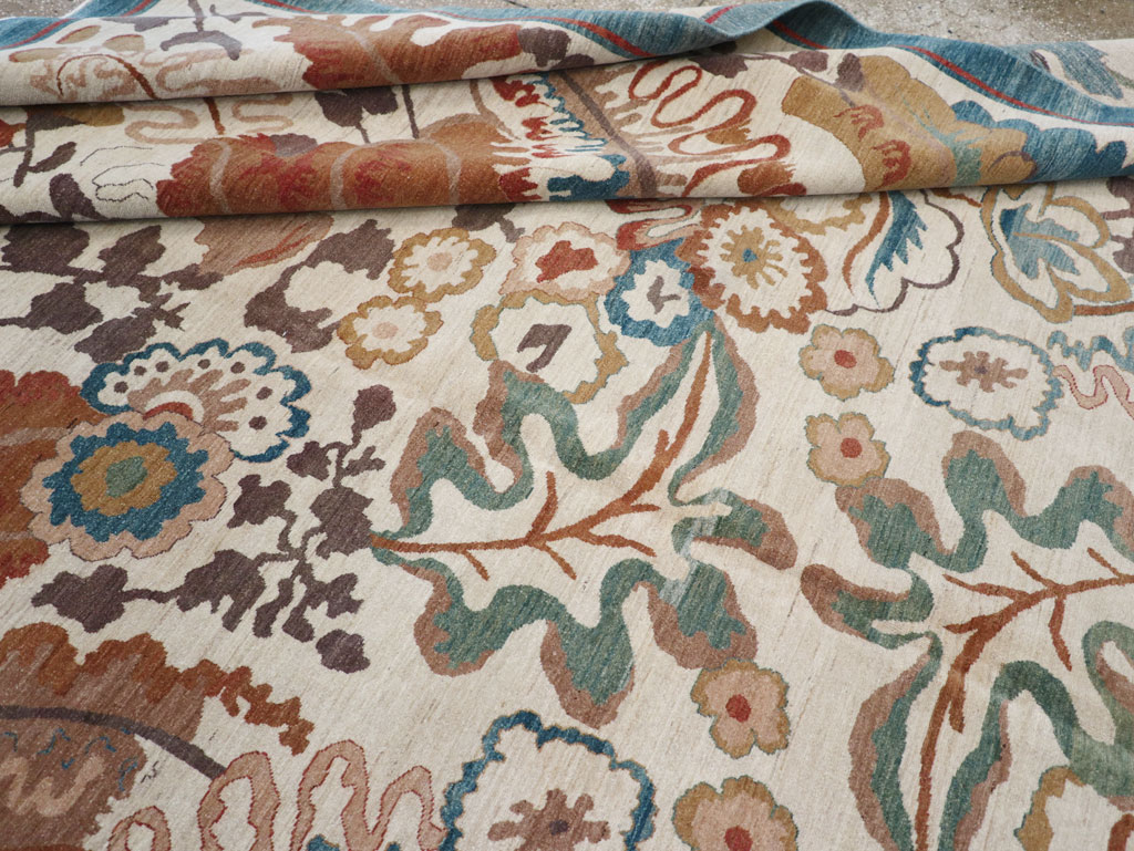 Modernist Persian Tabriz Room Size Carpet, No.17712 - Galerie Shabab