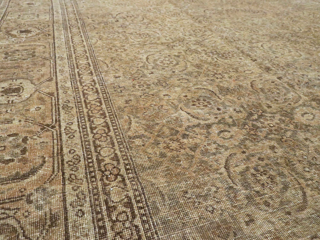 Antique Persian Tabriz Carpet, No.17717 - Galerie Shabab