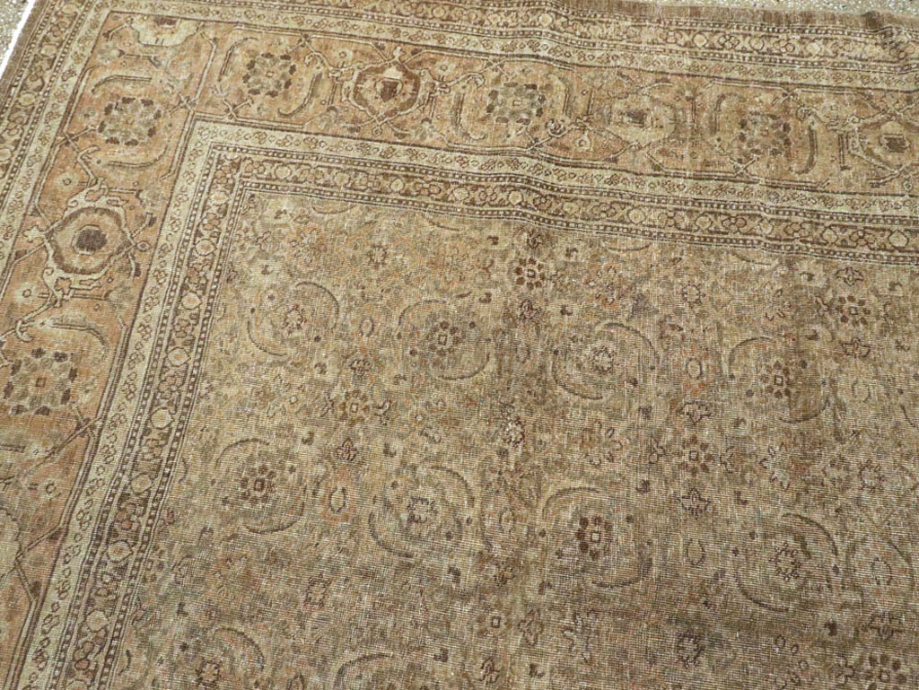 Antique Persian Tabriz Carpet, No.17717 - Galerie Shabab