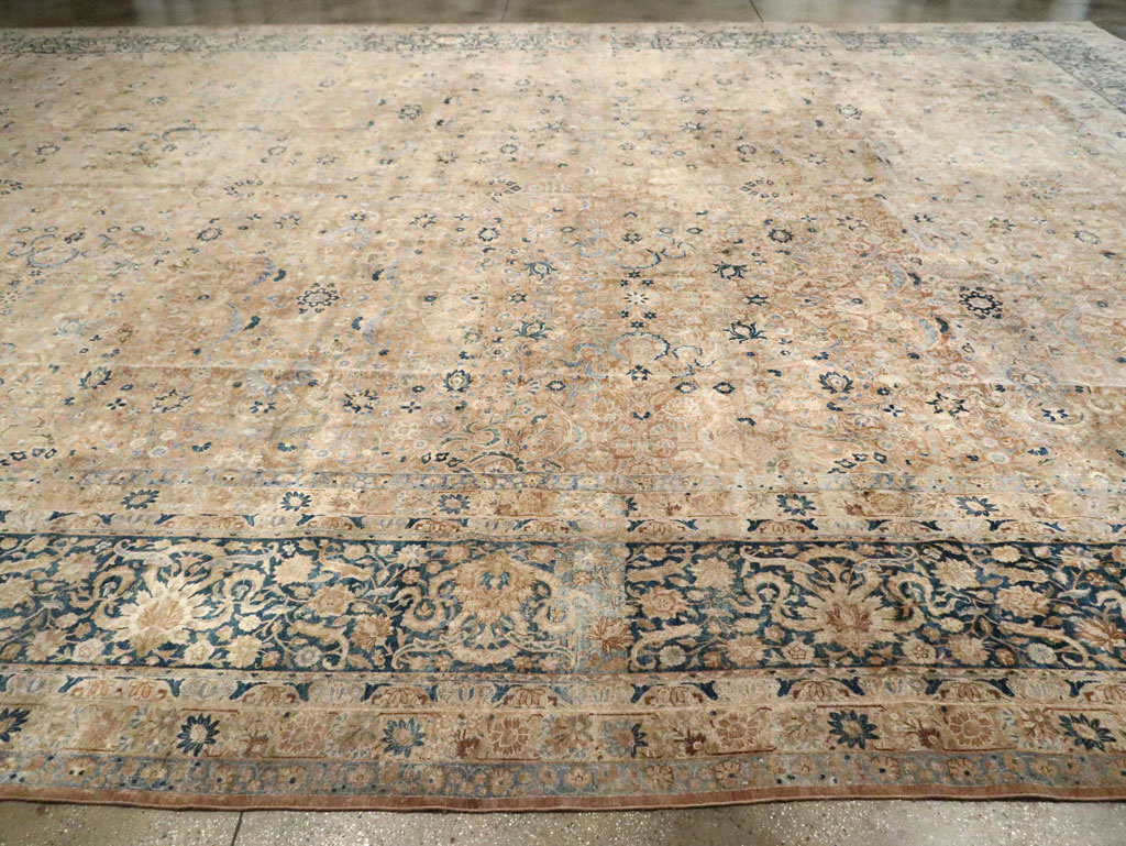 Antique Persian Lavar Kerman Large Oversize Carpet, No.17728 - Galerie Shabab