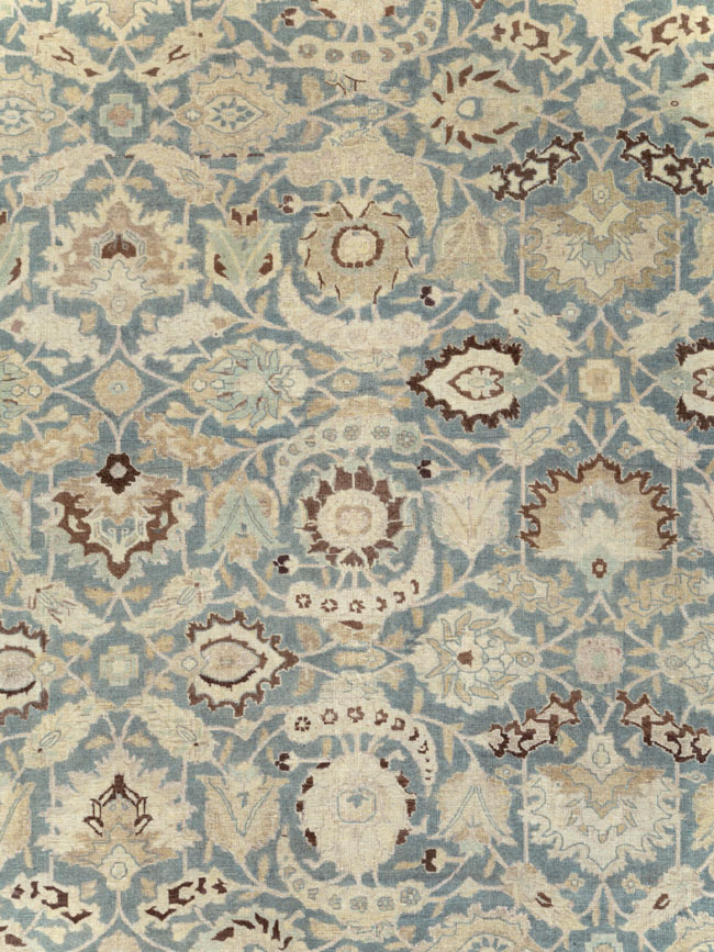 Antique Persian Tabriz Carpet, No.17733 - Galerie Shabab