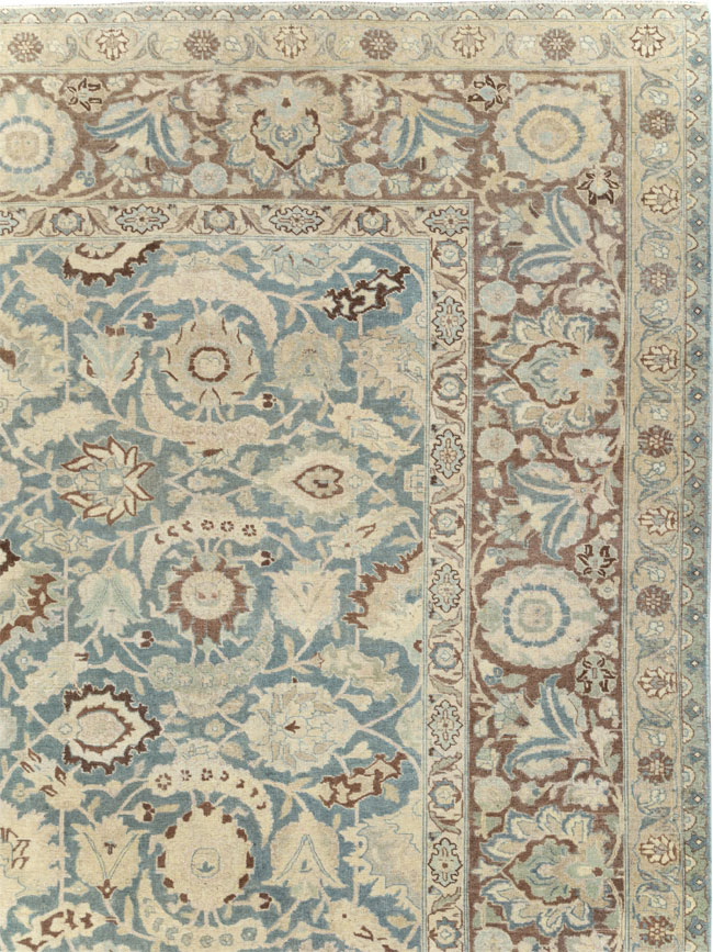 Antique Persian Tabriz Carpet, No.17733 - Galerie Shabab