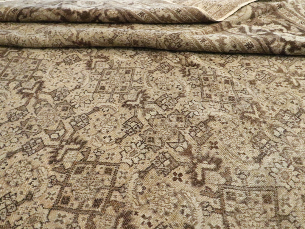 Antique Persian Tabriz Carpet, No.17745 - Galerie Shabab