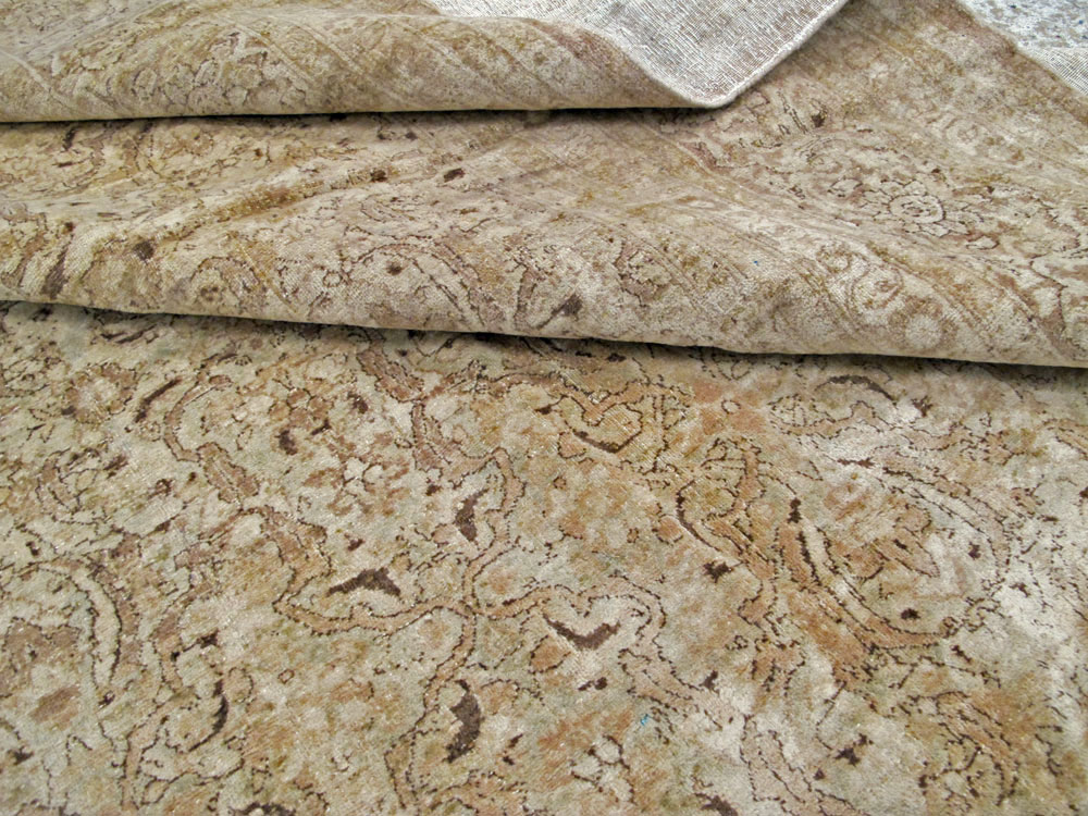 Antique Persian Mashad Carpet, No.17746 - Galerie Shabab