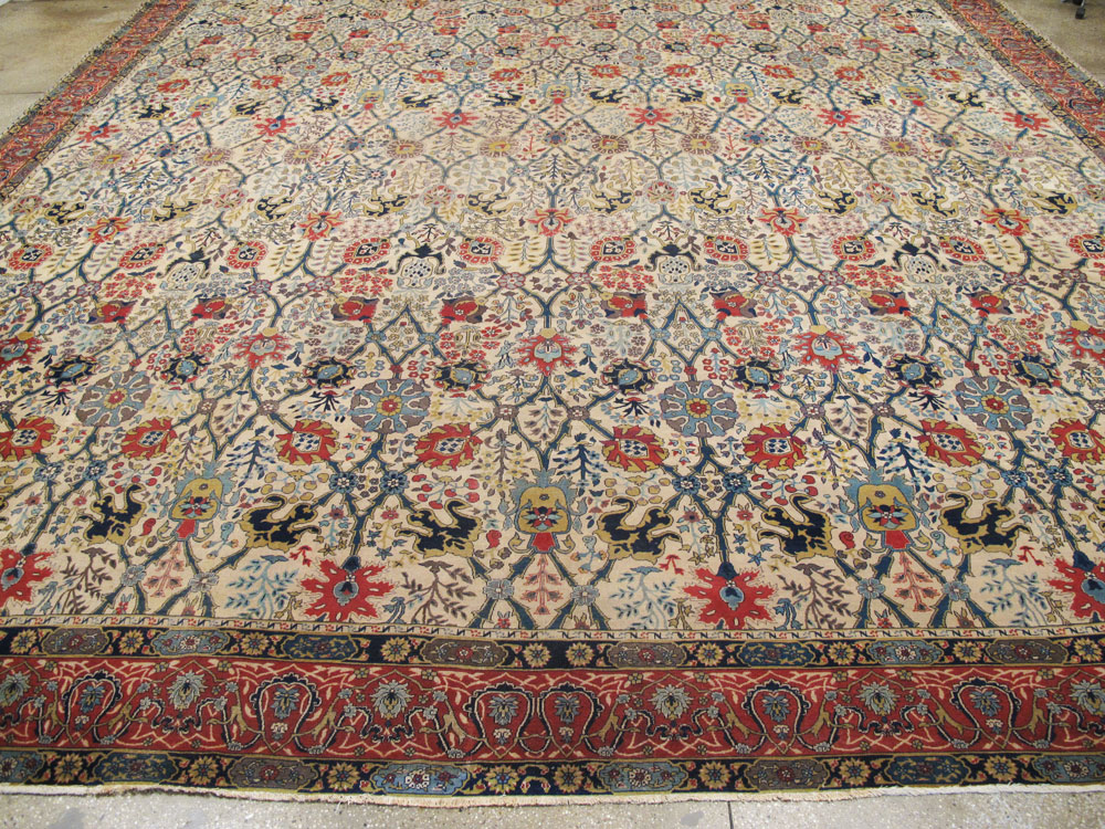 Antique Indian Lahore Square Carpet, No.17752 - Galerie Shabab