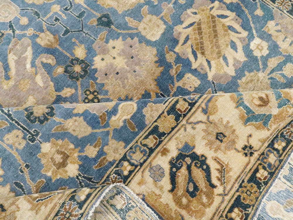 Antique Persian Tabriz Carpet, No.17754 - Galerie Shabab