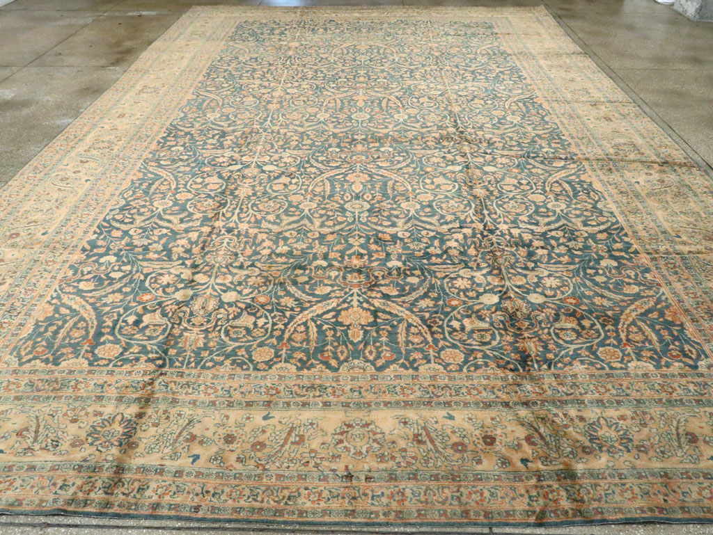 Antique Persian Tabriz Carpet, No.17758 - Galerie Shabab