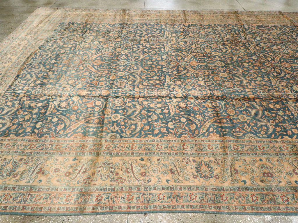 Antique Persian Tabriz Carpet, No.17758 - Galerie Shabab