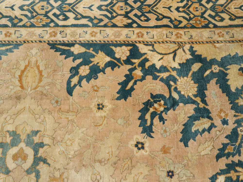 Antique Persian Tabriz Carpet, No.17764 - Galerie Shabab