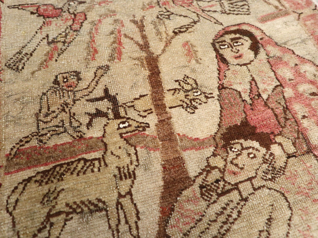 Antique Persian Tabriz Pictorial Rug, No.17773 - Galerie Shabab
