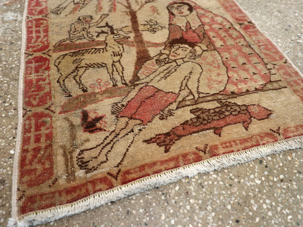 Antique Persian Tabriz Pictorial Rug, No.17773 - Galerie Shabab