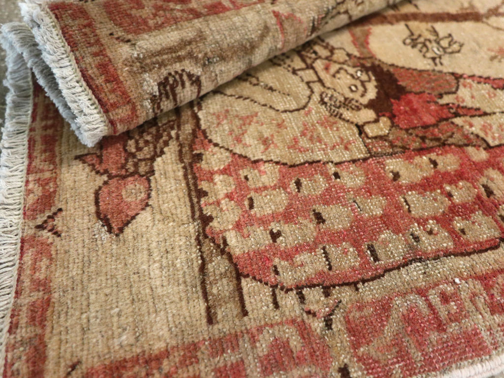 Antique Persian Tabriz Pictorial Rug, No.17773 - Galerie Shabab
