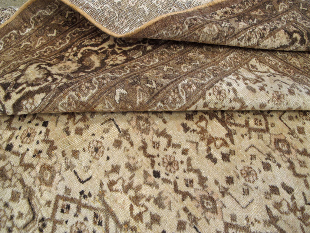 Antique Persian Tabriz Carpet, No.17777 - Galerie Shabab