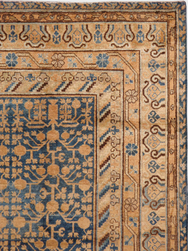 Antique East Turkestan Khotan Carpet, No.17780 - Galerie Shabab