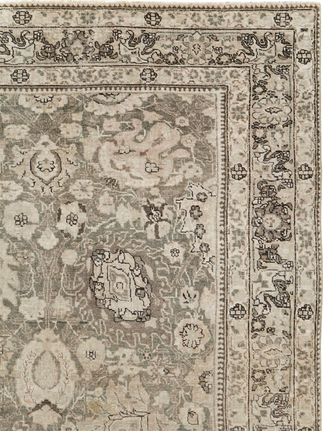 Antique Persian Tabriz Long and Narrow Carpet, No.17782 - Galerie Shabab
