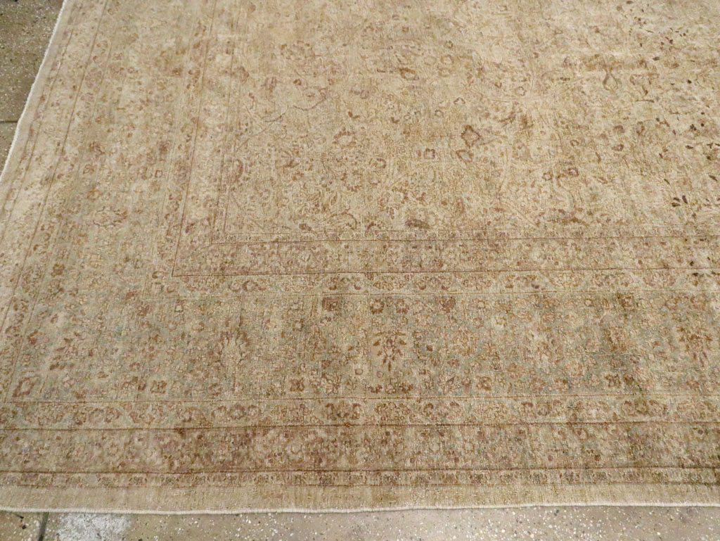 Antique  Persian Mashad Carpet, No.17784 - Galerie Shabab