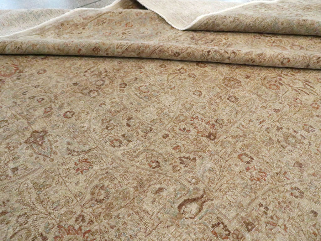 Antique  Persian Mashad Carpet, No.17784 - Galerie Shabab