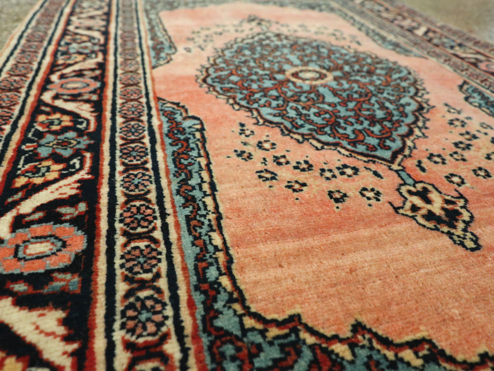 Antique Persian Tabriz Haji Jalili Throw Rug, No.17786 - Galerie Shabab