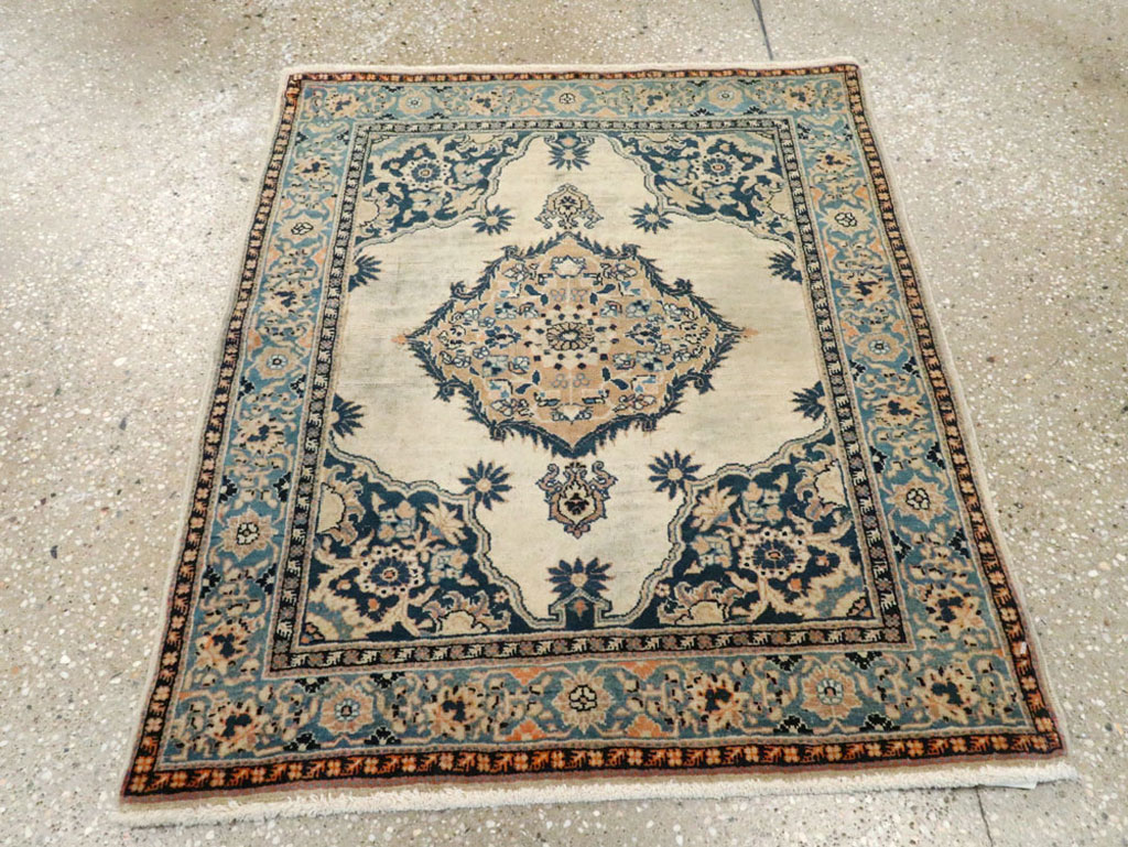 Antique Persian Tabriz Hagi Jalili Rug, No.17788 - Galerie Shabab