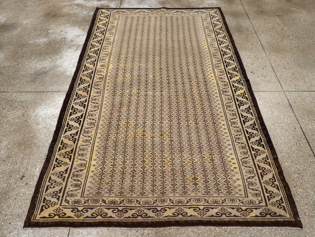 Vintage Indian Agra Rug, No.17800 - Galerie Shabab