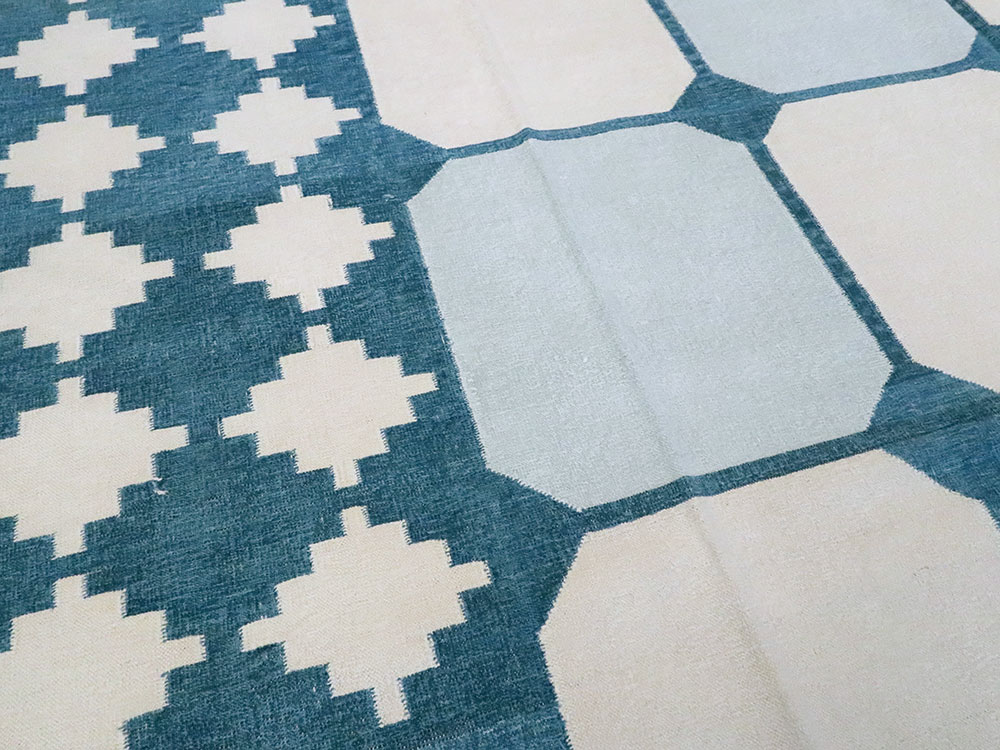 Vintage Indian Flat-weave Dhurrie, No.17810 - Galerie Shabab
