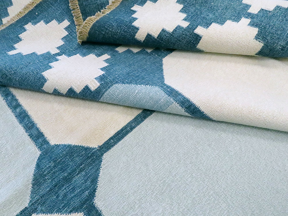 Vintage Indian Flat-weave Dhurrie, No.17810 - Galerie Shabab