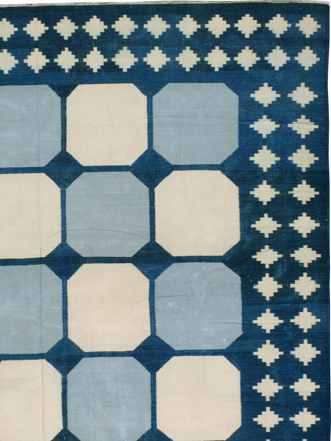 Vintage Indian Flat-weave Dhurrie, No.17813 - Galerie Shabab