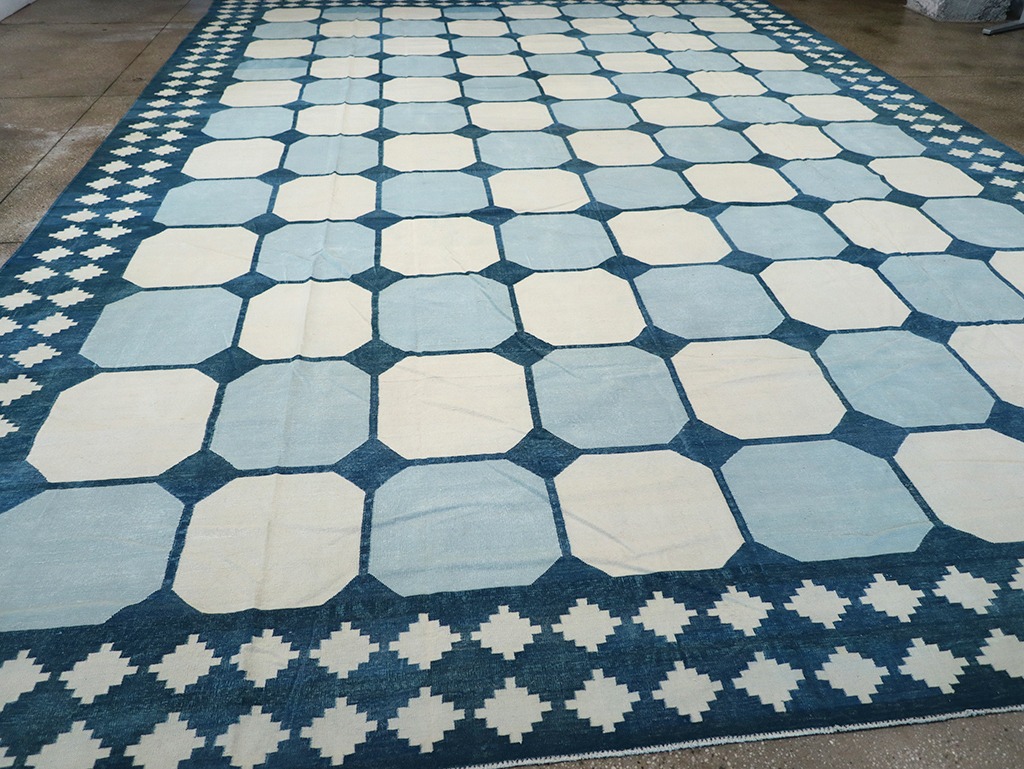 Vintage Indian Flatweave Kilim Dhurrie, No.17815 - Galerie Shabab