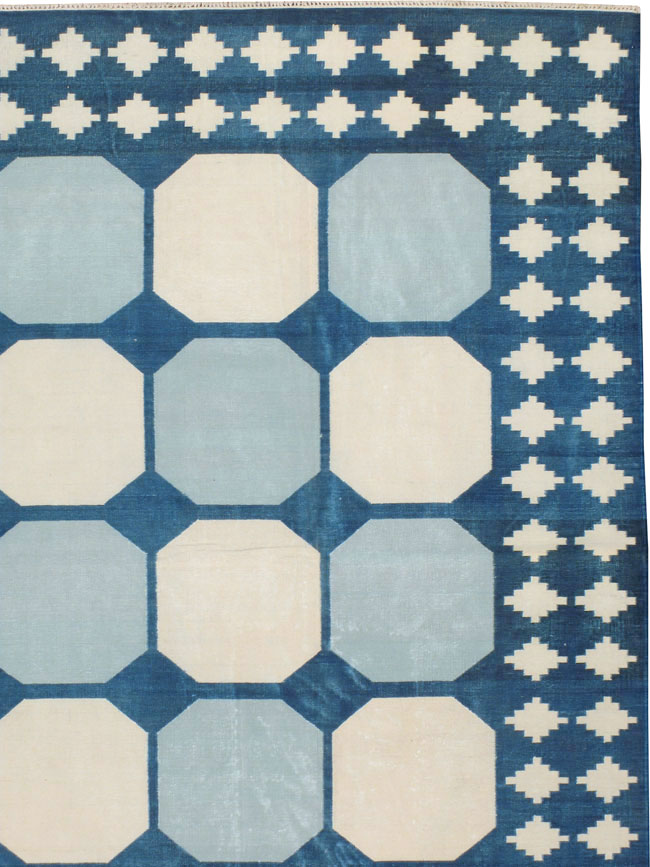 Vintage Indian Flat-weave Dhurrie, No.17816 - Galerie Shabab