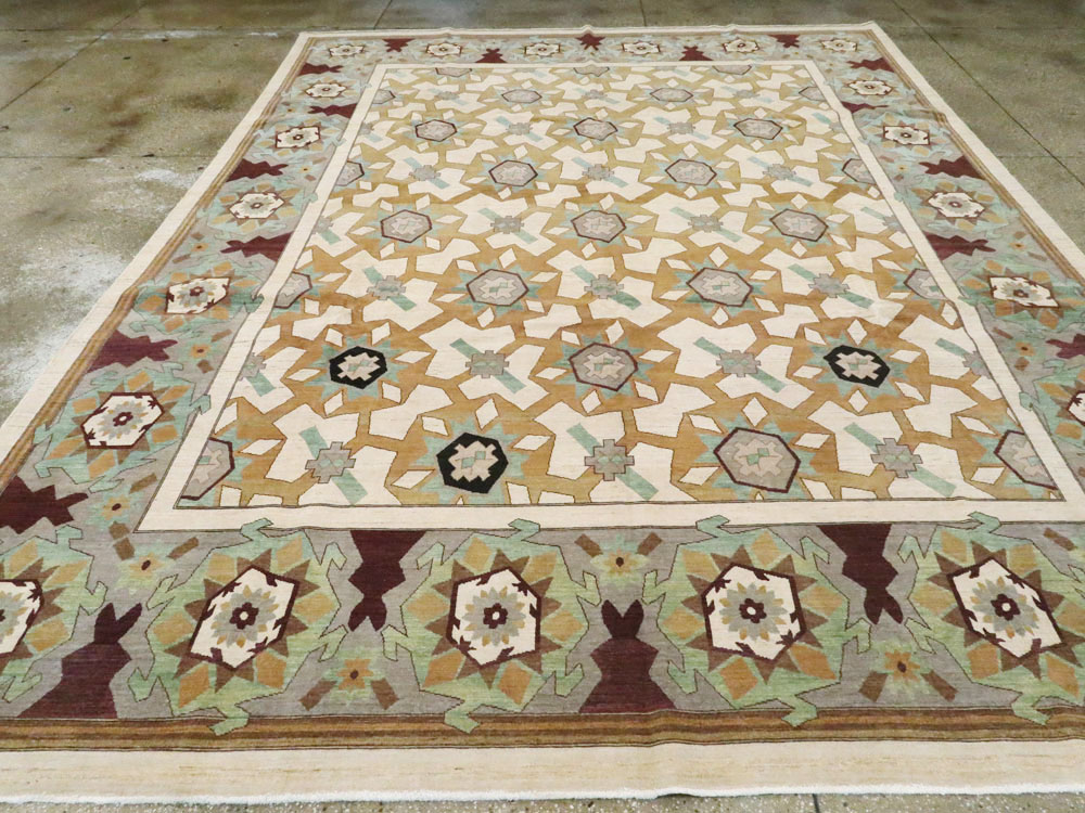 Modernist Persian Tabriz Carpet, No.17827 - Galerie Shabab