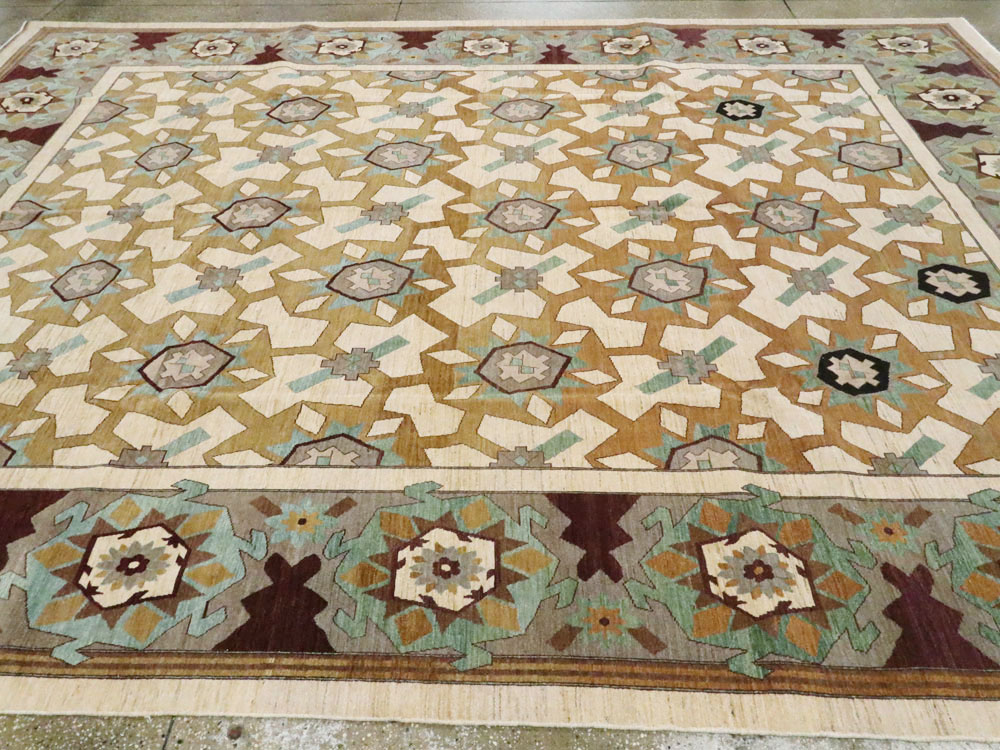 Modernist Persian Tabriz Carpet, No.17827 - Galerie Shabab