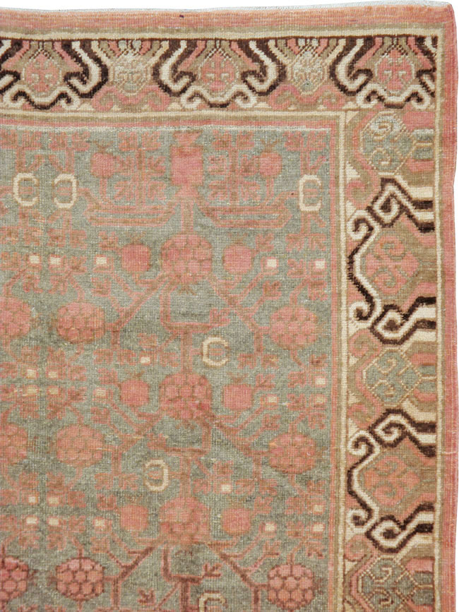 Vintage East Turkestan Khotan Carpet, No.17842 - Galerie Shabab