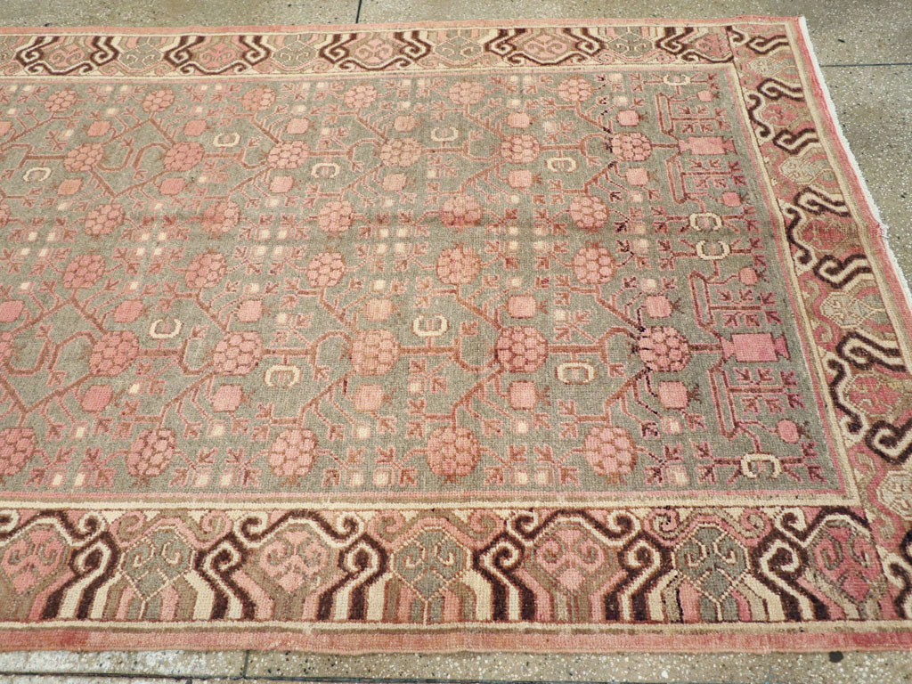 Vintage East Turkestan Khotan Carpet, No.17842 - Galerie Shabab