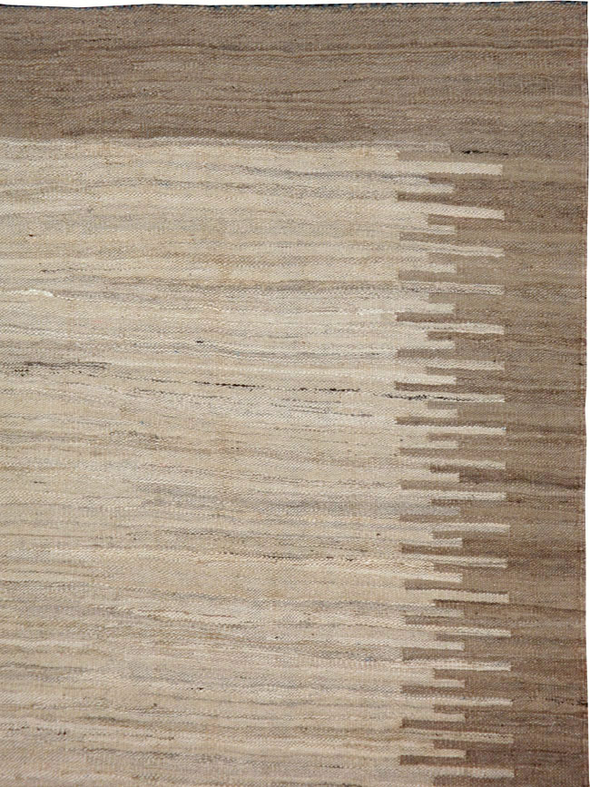 Vintage Turkish Kilim, No.17848 - Galerie Shabab