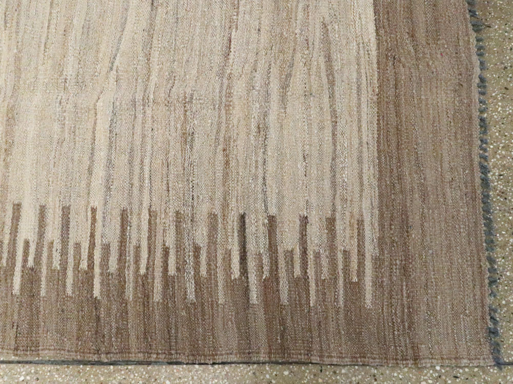 Vintage Turkish Kilim, No.17848 - Galerie Shabab