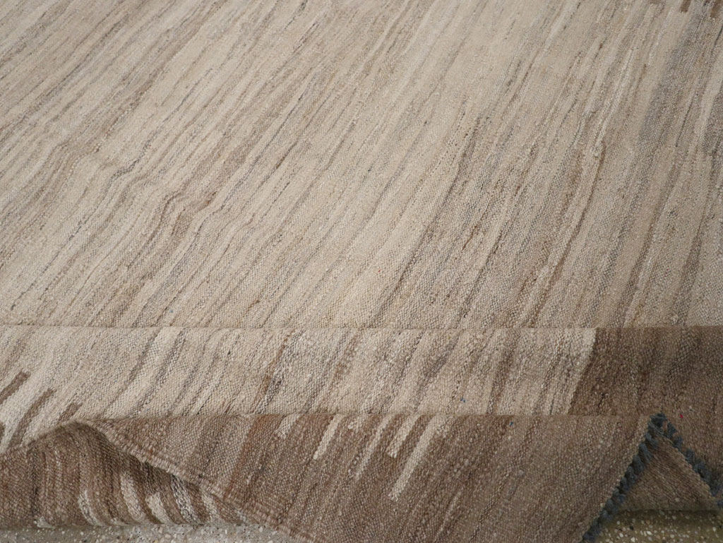 Vintage Turkish Kilim, No.17848 - Galerie Shabab