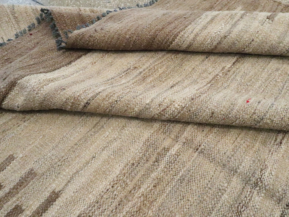 Vintage Turkish Kilim, No.17848 - Galerie Shabab