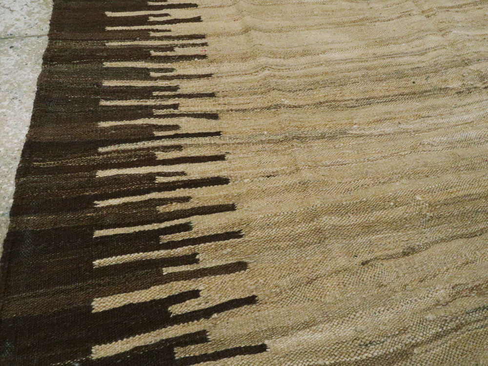 Vintage Turkish Kilim, No.17849 - Galerie Shabab