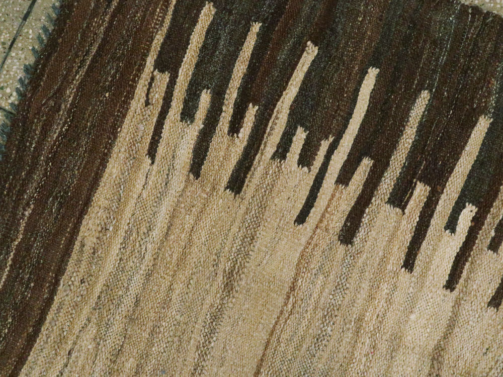 Vintage Turkish Kilim, No.17849 - Galerie Shabab