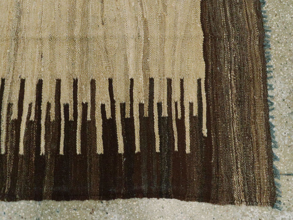 Vintage Turkish Kilim, No.17849 - Galerie Shabab