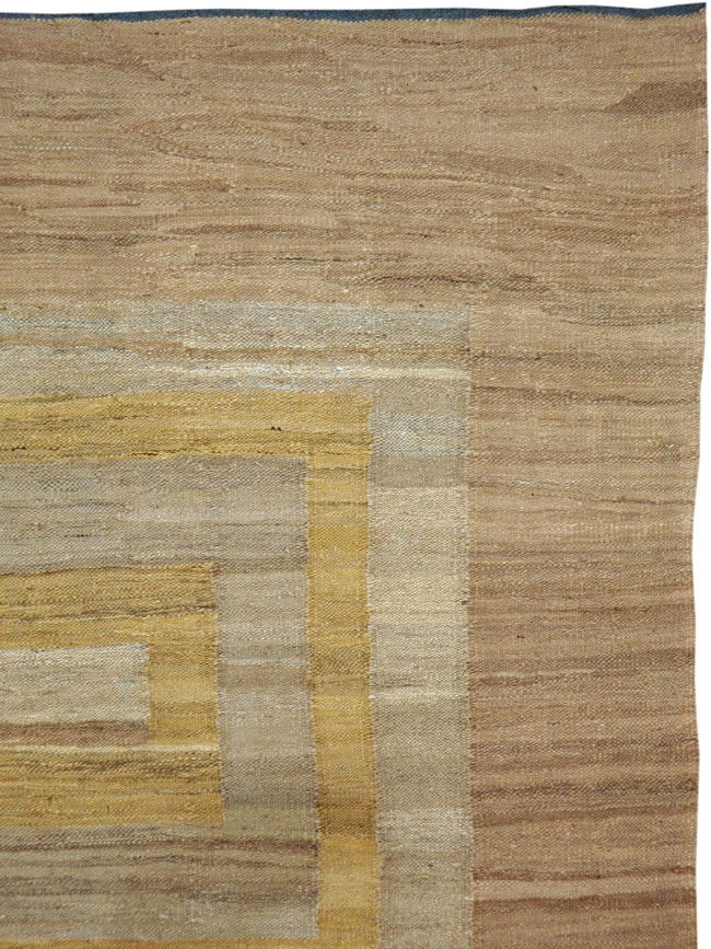 Vintage Turkish Kilim, No.17853 - Galerie Shabab