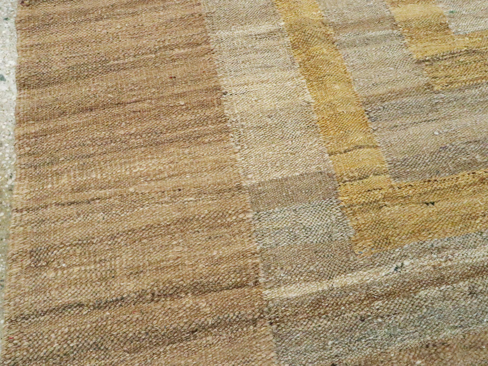 Vintage Turkish Kilim, No.17853 - Galerie Shabab