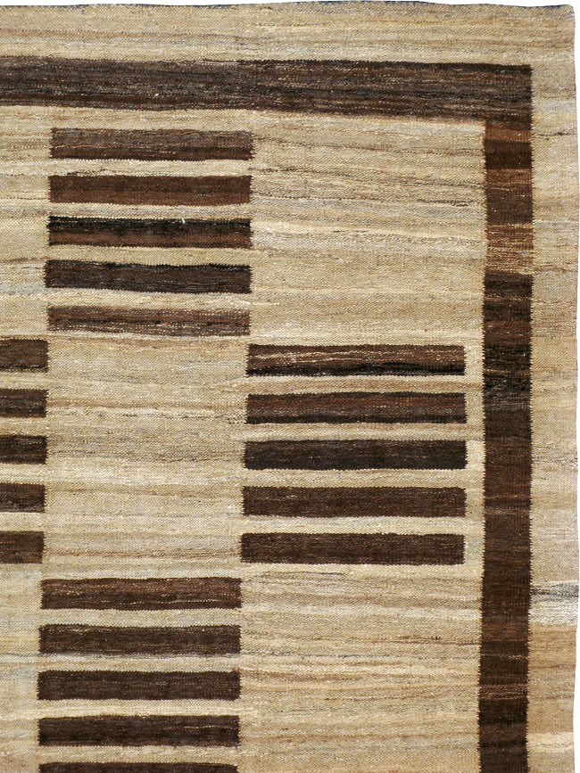 Vintage Turkish Kilim, No.17854 - Galerie Shabab